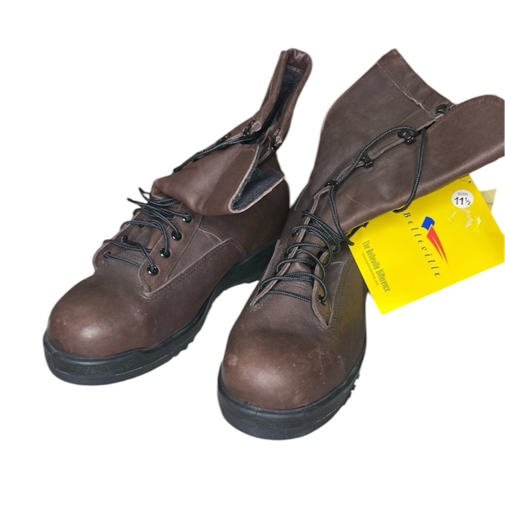 NWT Belleville steel toe boots